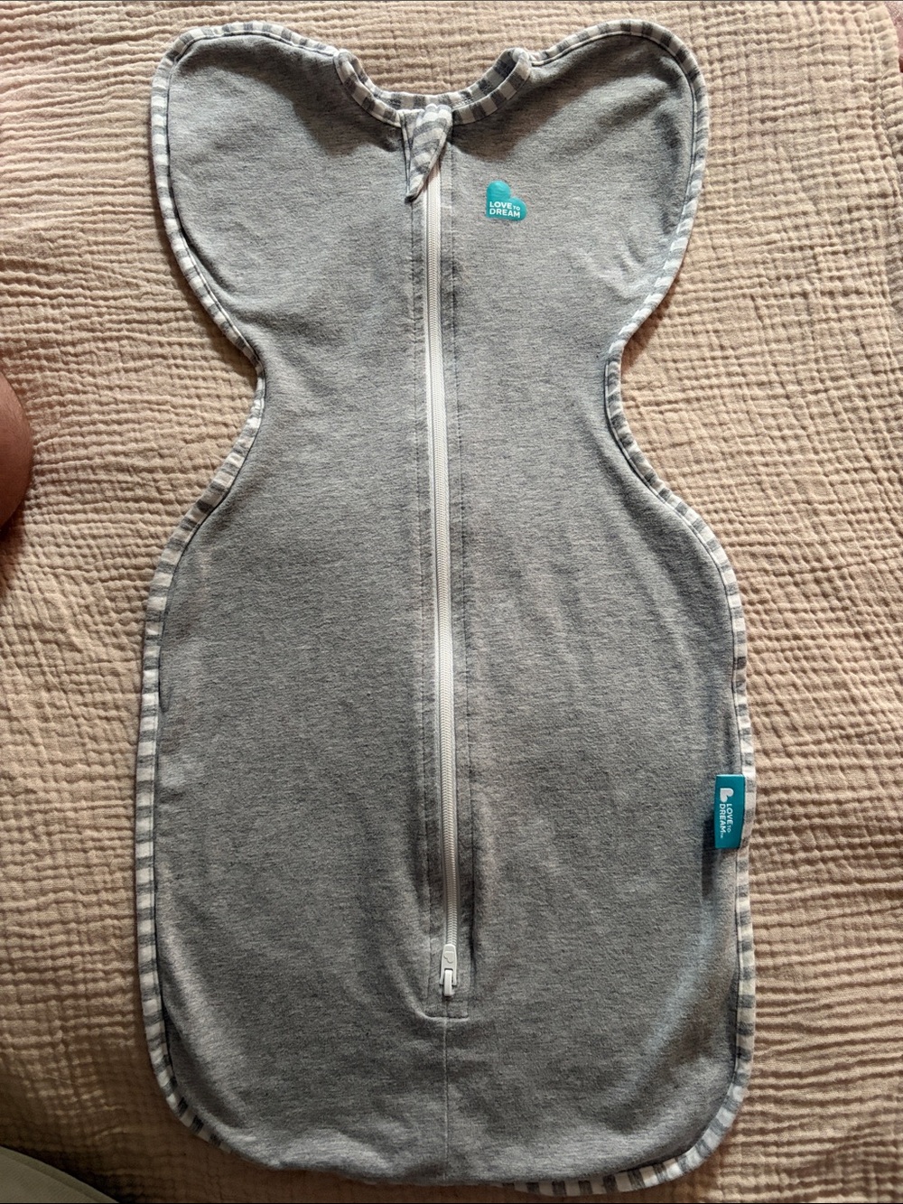 LOVE TO DREAM (New Born)Swaddle Sleeved Zip-Up